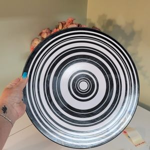 DEPT 14 SERVING PLATTER. BLACK AND WHITE. Melamine